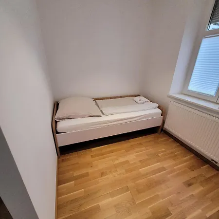 Apartman Am Bahnhof Ii